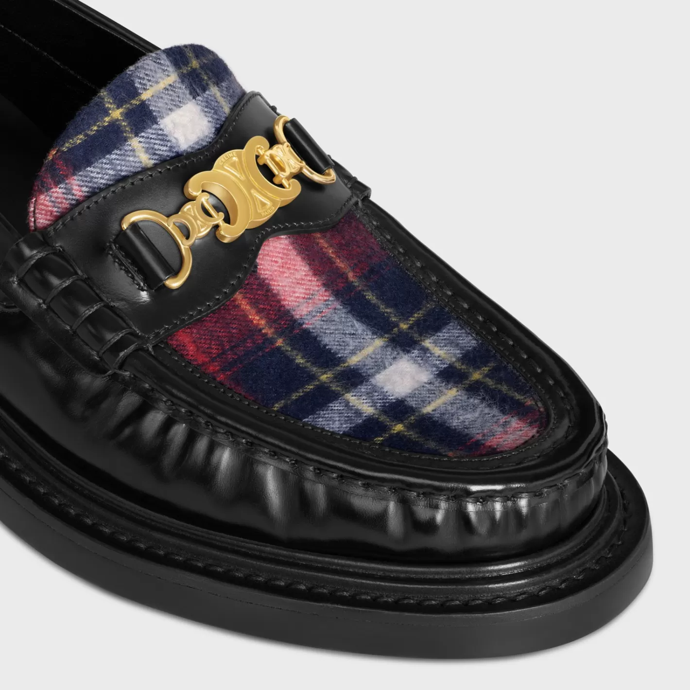 Cheap CELINE UNIVERSITÉ TRIOMPHE CHAIN LOAFER in POLISHED BULL AND TARTAN BLACK/RED